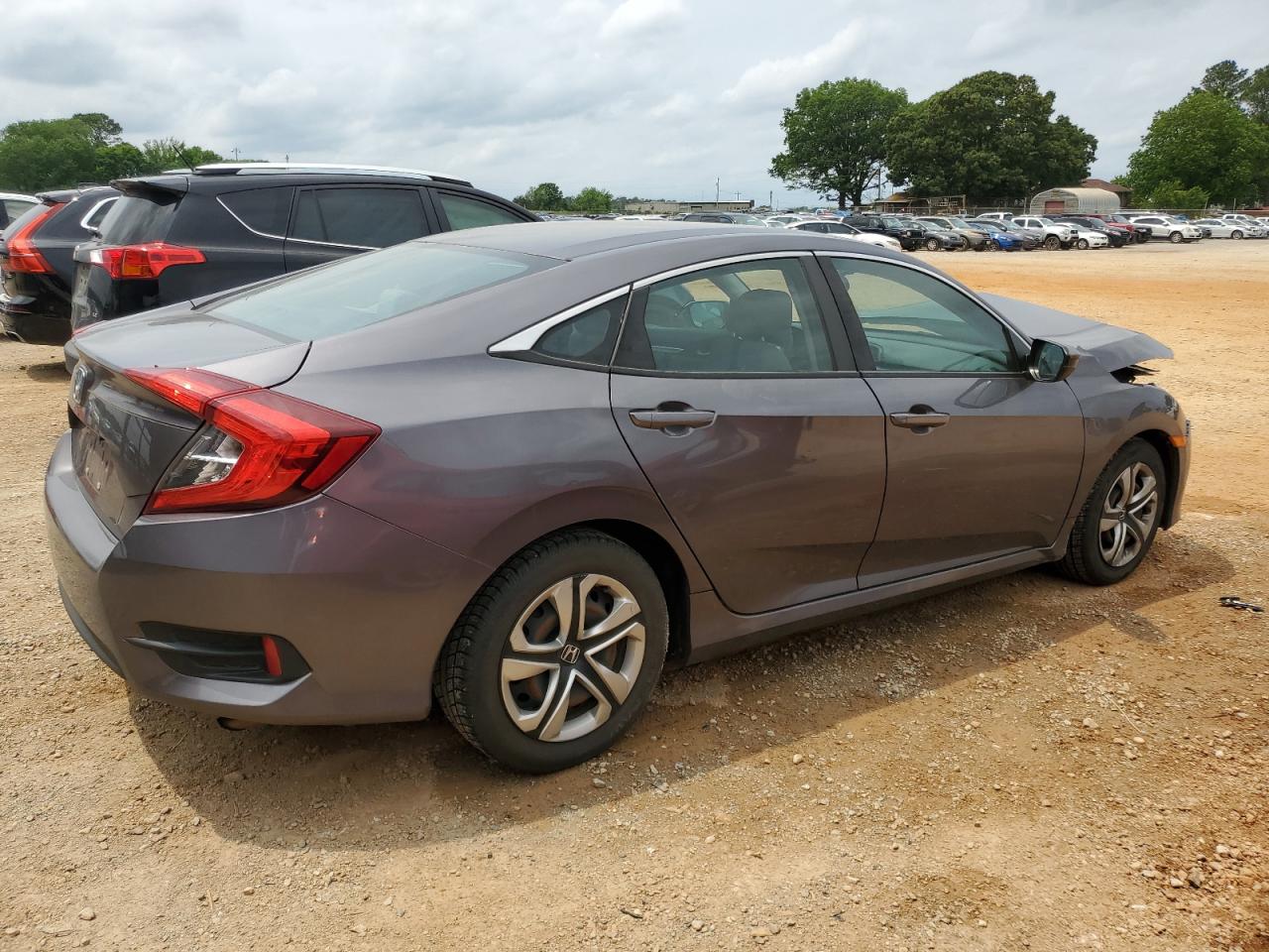 19XFC2F56GE064111 2016 Honda Civic Lx