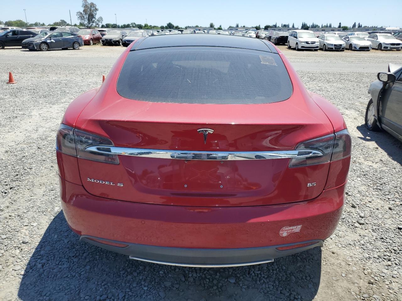 2014 Tesla Model S vin: 5YJSA1H11EFP52257