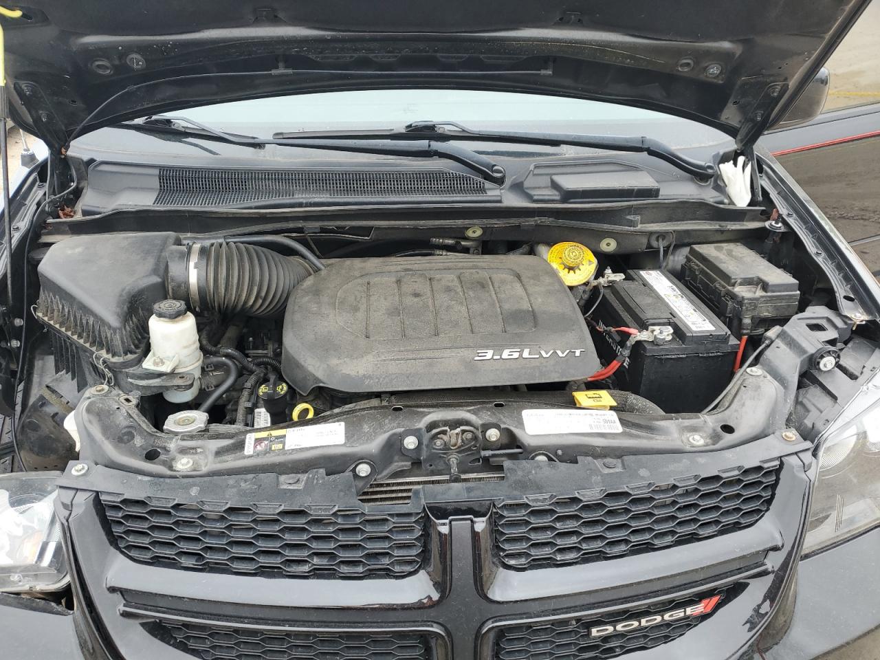 2C4RDGEGXGR370835 2016 Dodge Grand Caravan R/T