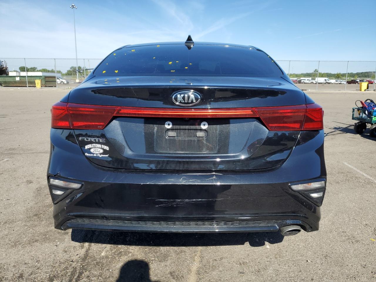 3KPF24AD9KE137459 2019 Kia Forte Fe