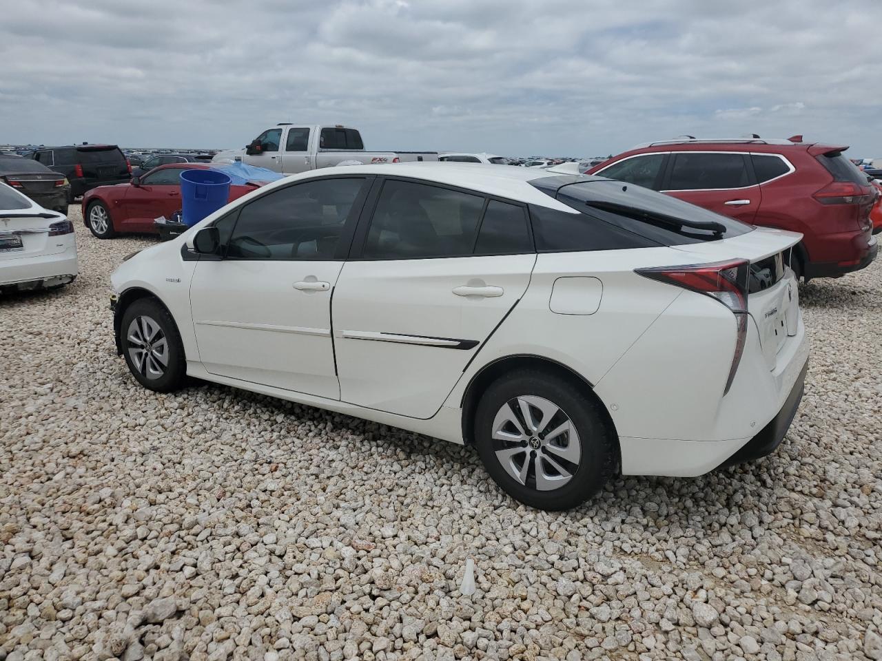 JTDKARFU3H3043679 2017 Toyota Prius