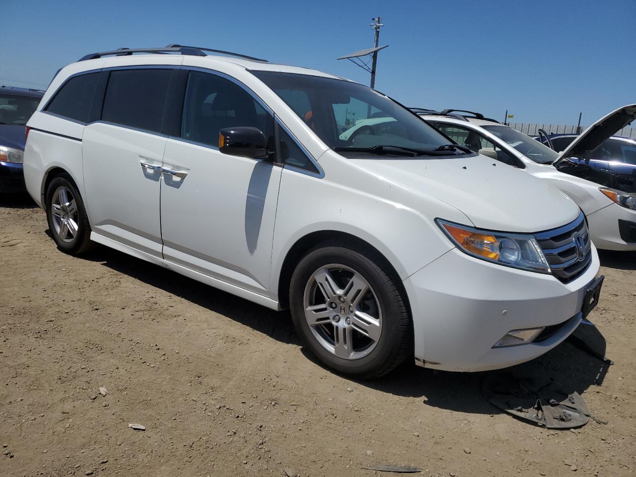 5FNRL5H95BB002863 2011 Honda Odyssey Touring