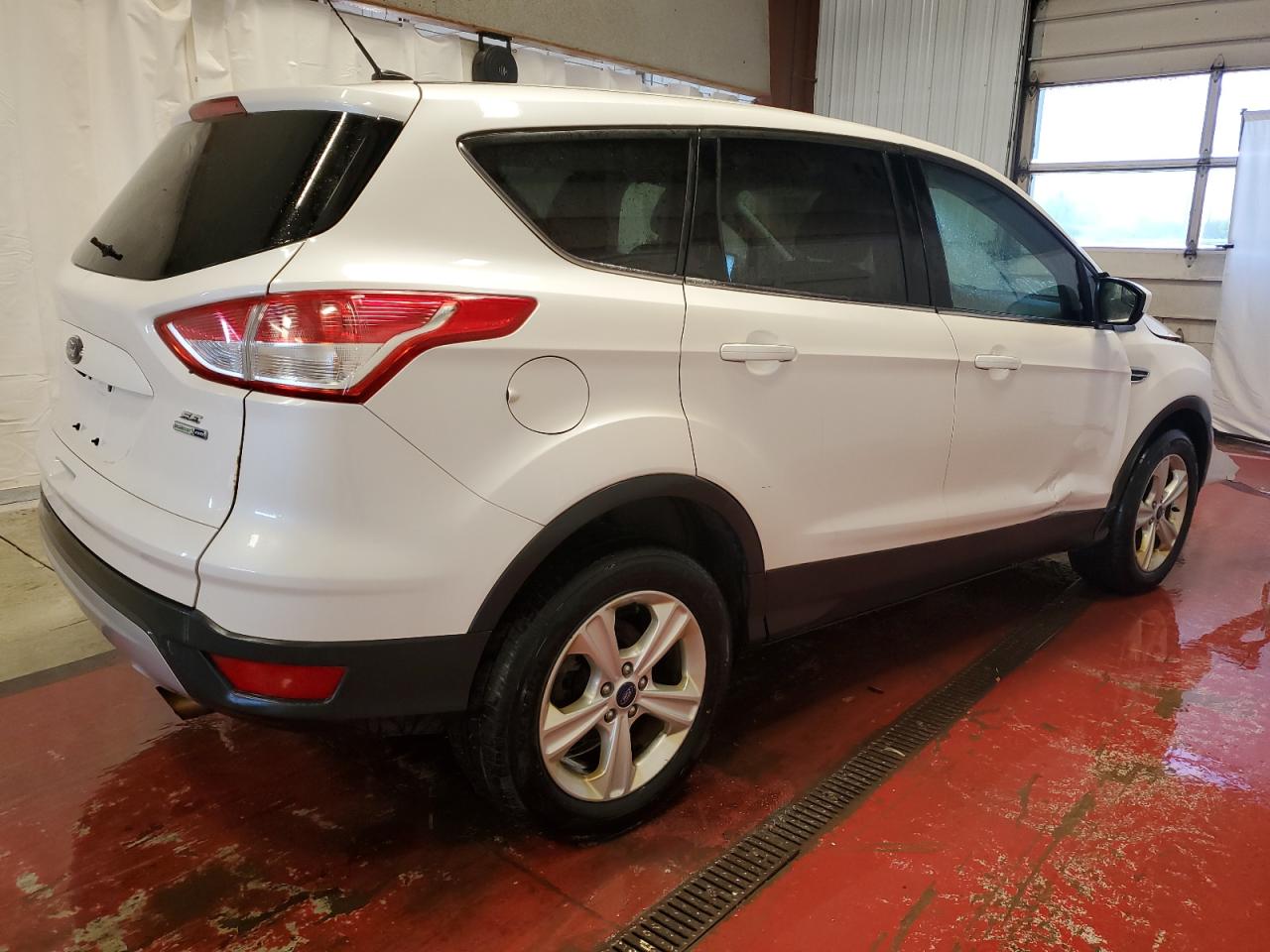 1FMCU9GX1GUC82558 2016 Ford Escape Se