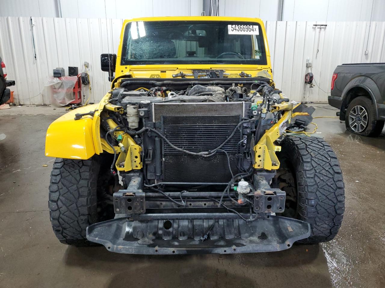 1C4HJWEG9FL737486 2015 Jeep Wrangler Unlimited Sahara