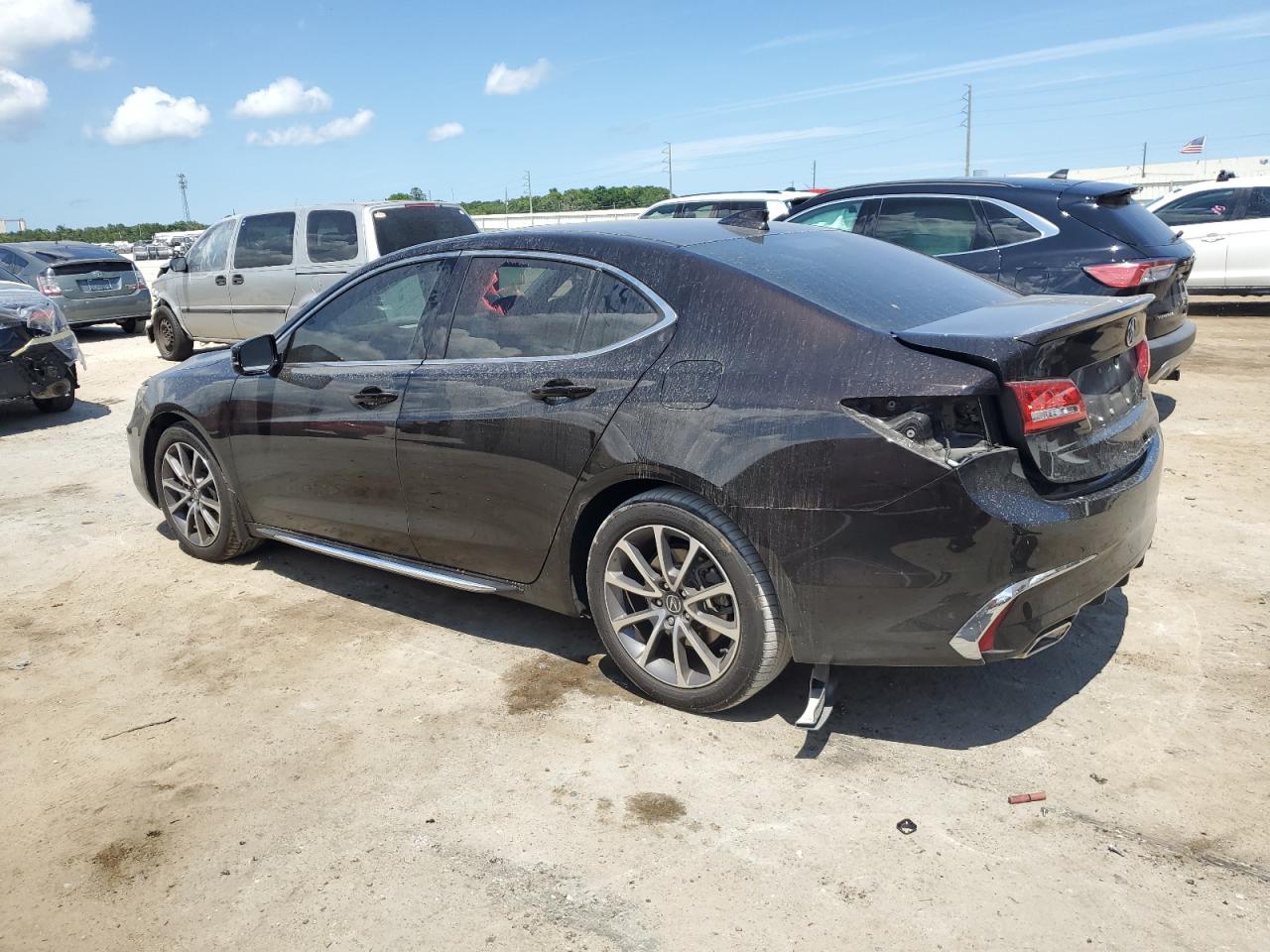 19uub2f52ja009581 19UUB2F52JA009581 2018 Acura Tlx Tech