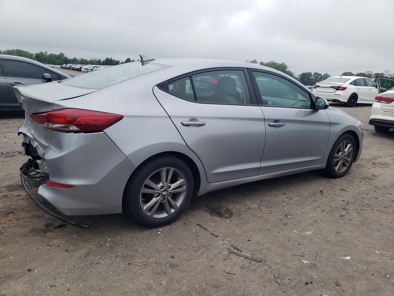 5NPD84LF3HH106183 2017 Hyundai Elantra Se