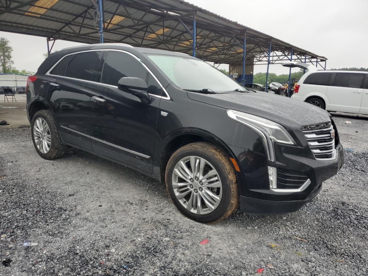 2019 Cadillac Xt5 Premium Luxury vin: 1GYKNERS4KZ235280