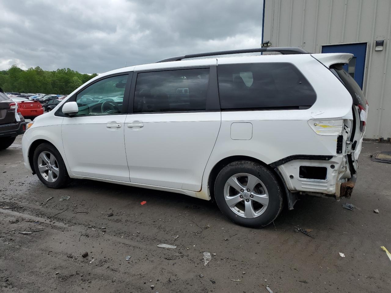 5TDKK3DC3DS376414 2013 Toyota Sienna Le