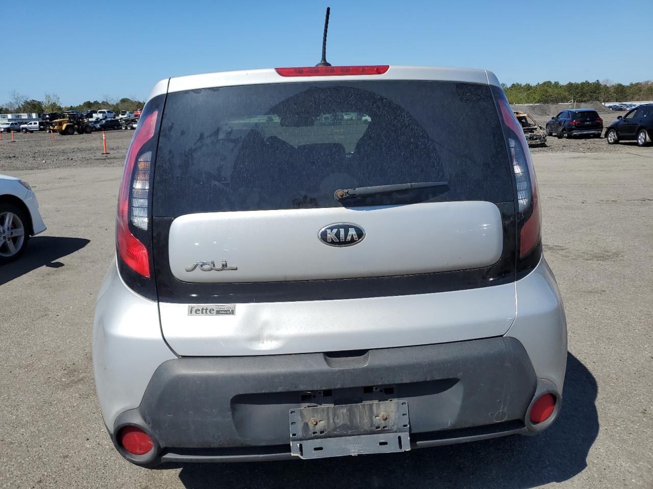 KNDJN2A22G7870755 2016 Kia Soul
