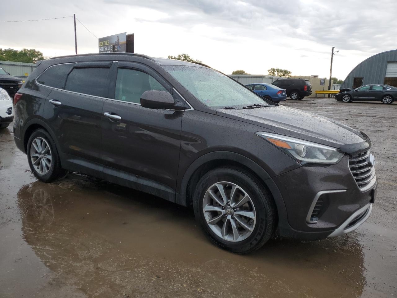 2017 Hyundai Santa Fe Se vin: KM8SMDHFXHU223028