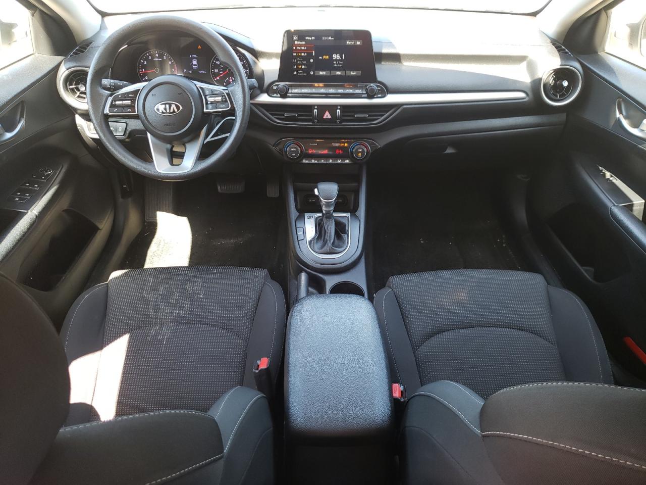 3KPF24AD4KE111206 2019 Kia Forte Fe