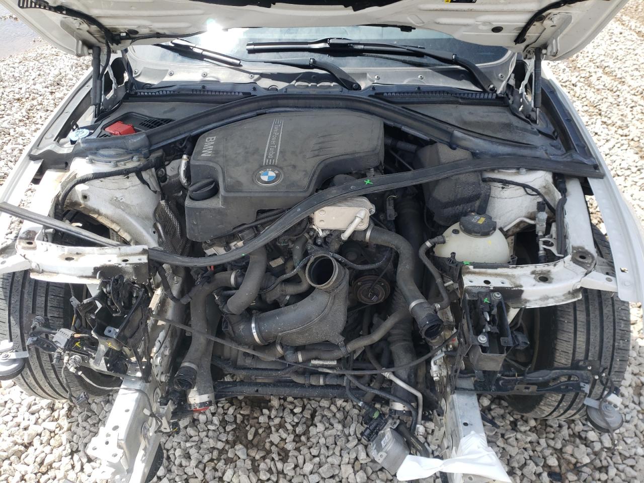 2018 BMW 320 Xi vin: WBA8E5G55JNV02362