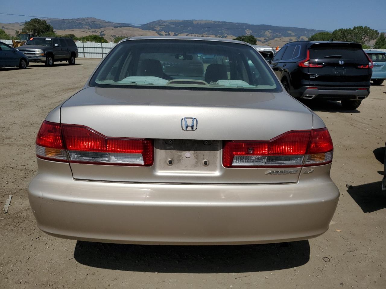 3HGCG66542G702157 2002 Honda Accord Lx