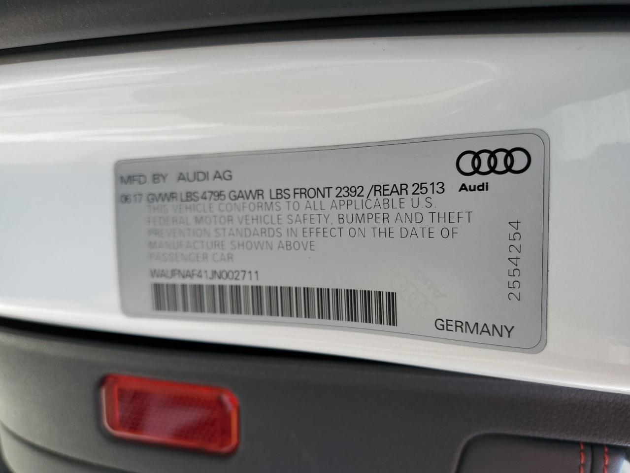 WAUFNAF41JN002711 2018 Audi A4 Prestige
