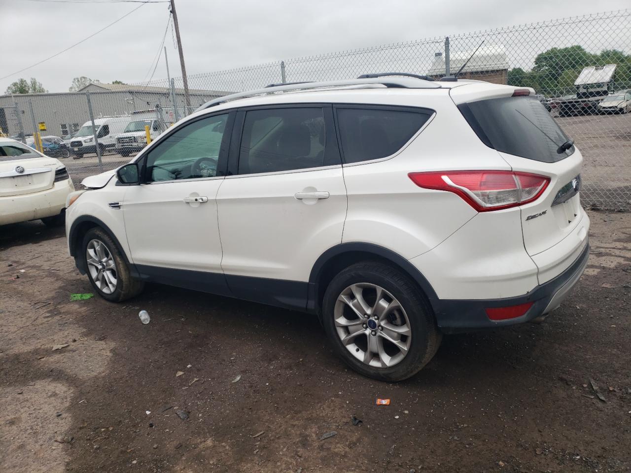 1FMCU9JX9EUB21588 2014 Ford Escape Titanium