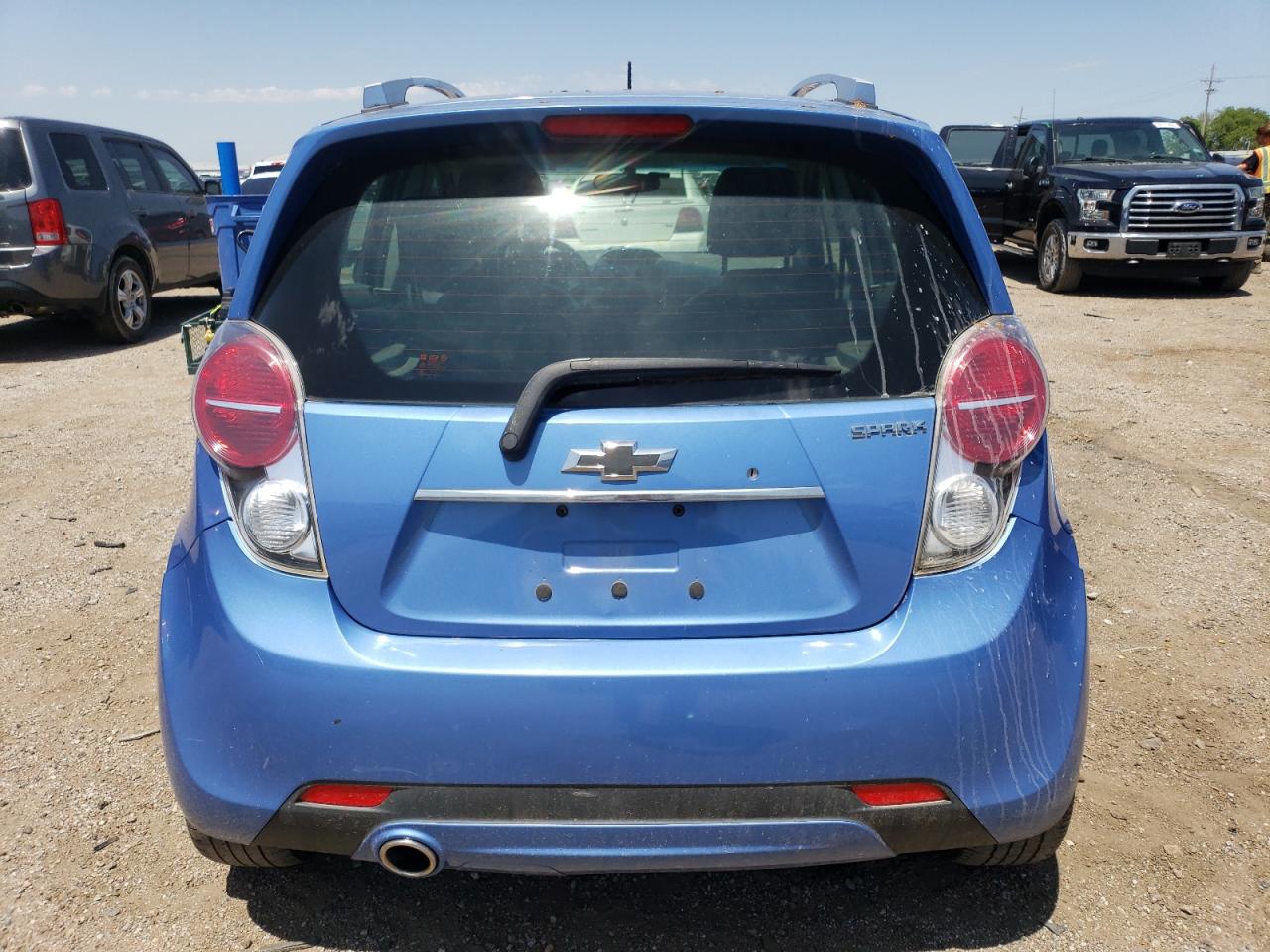 KL8CF6S99EC414578 2014 Chevrolet Spark 2Lt