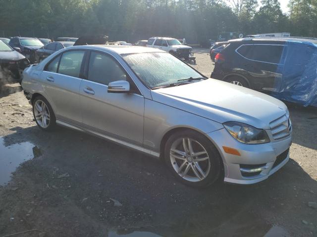 2013 Mercedes-Benz C 300 4Matic VIN: WDDGF8AB6DR256632 Lot: 54706964