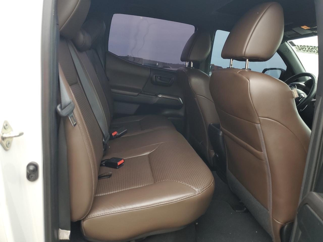 5TFGZ5AN9HX097410 2017 Toyota Tacoma Double Cab