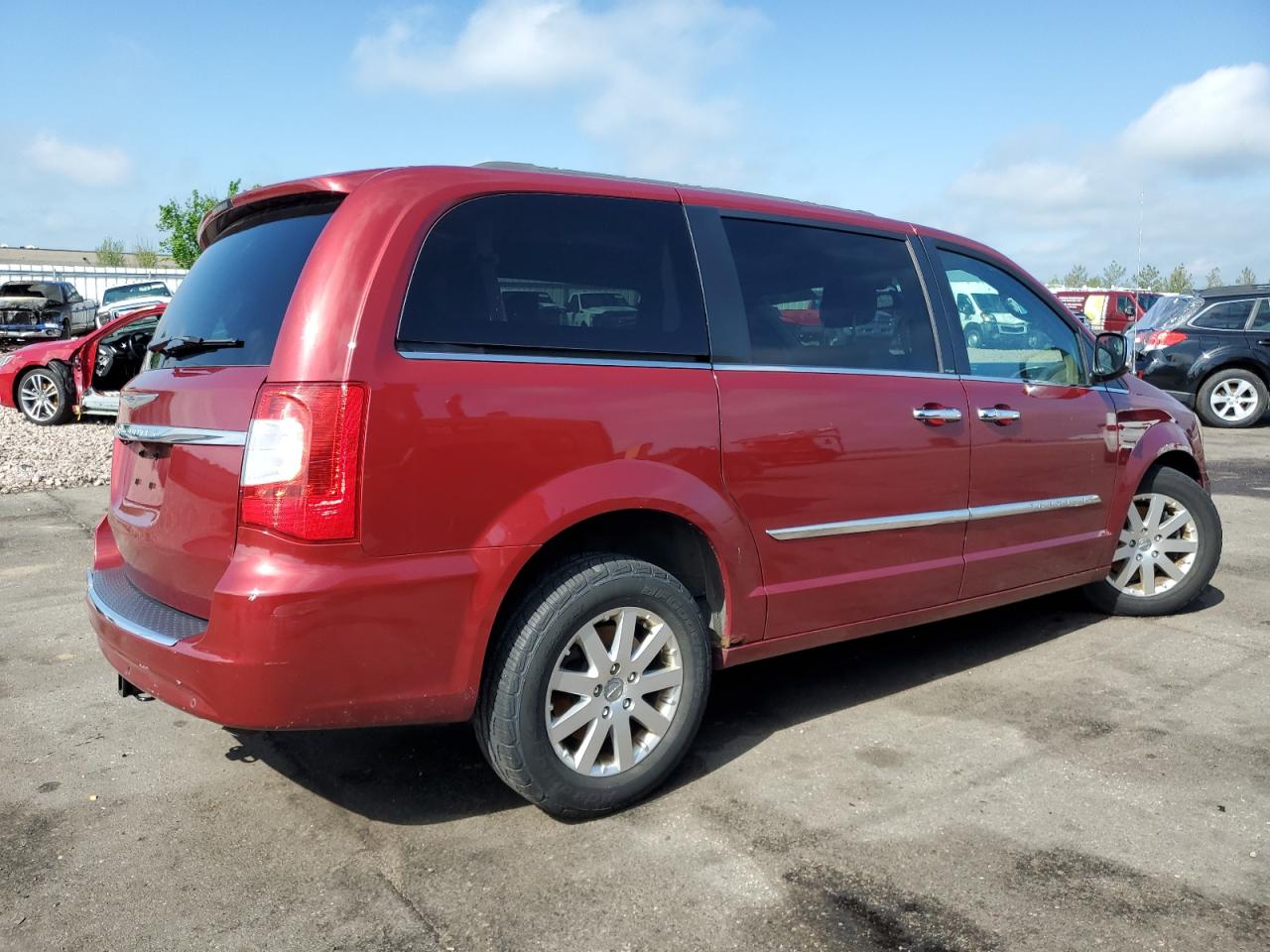 2C4RC1CG0CR327070 2012 Chrysler Town & Country Touring L