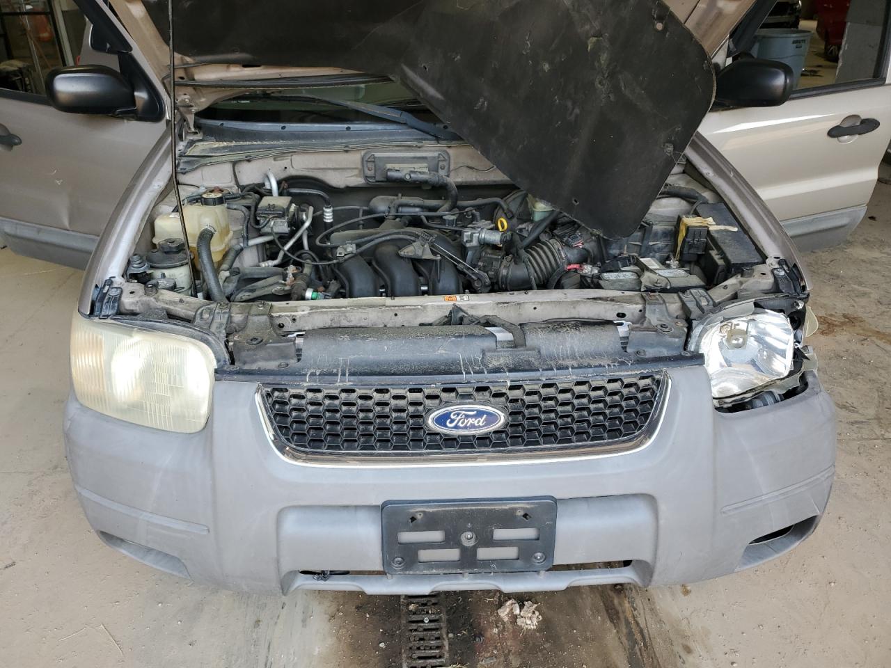 1FMYU04111KF85151 2001 Ford Escape Xlt