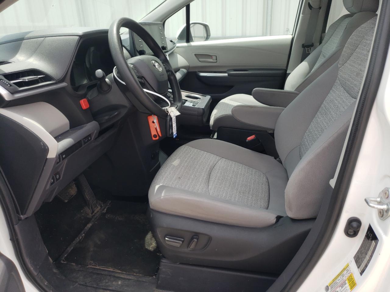 5TDKSKFC0NS071509 2022 Toyota Sienna Le