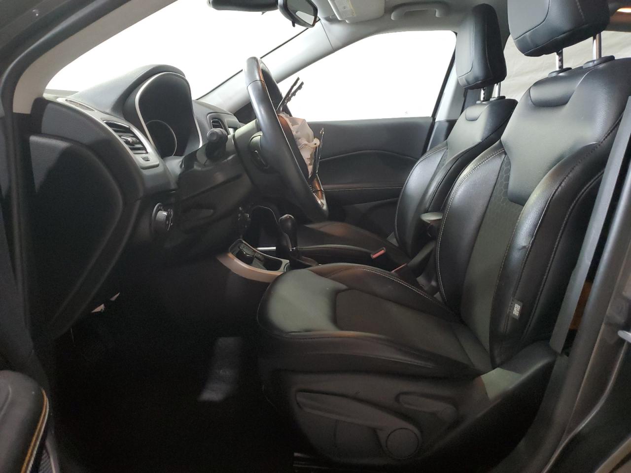 3C4NJDBB7KT662253 2019 Jeep Compass Latitude