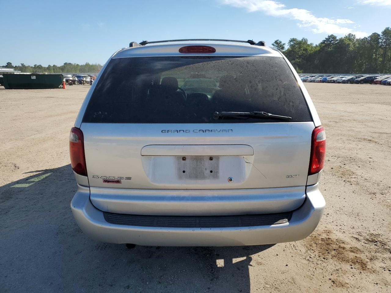 2D4GP44L75R203974 2005 Dodge Grand Caravan Sxt