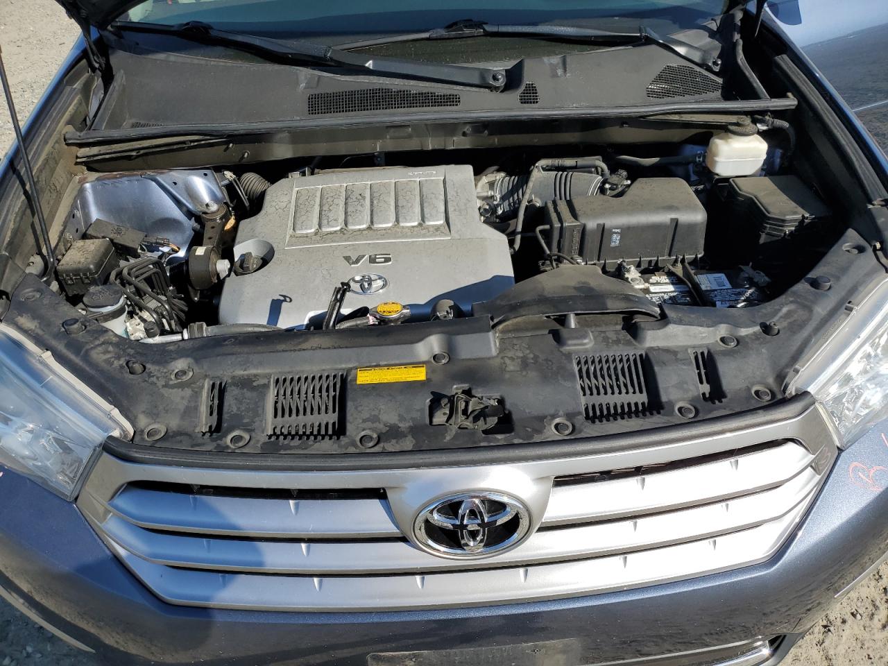 5TDBK3EH6DS246508 2013 Toyota Highlander Base