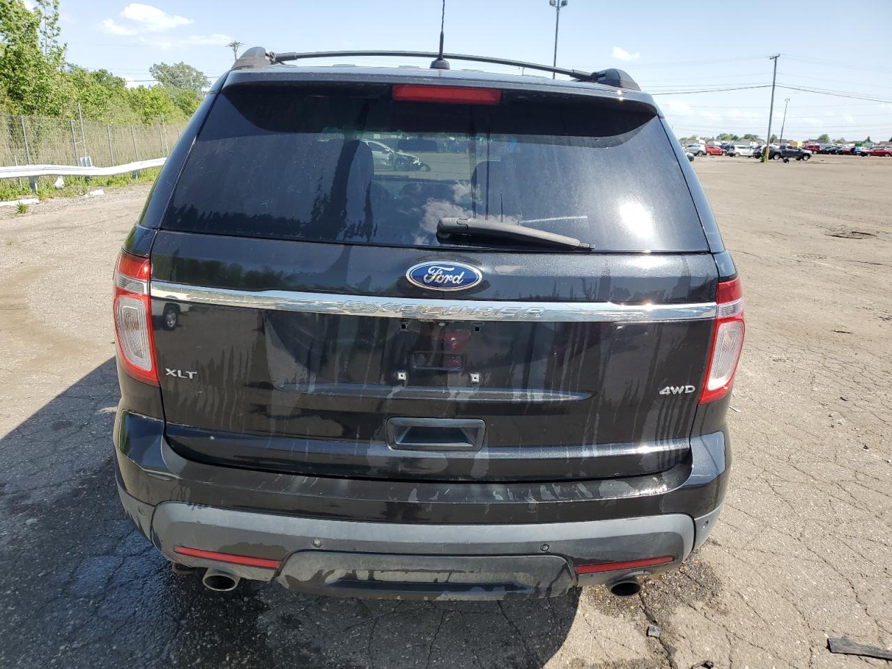 2012 Ford Explorer Xlt vin: 1FMHK8D8XCGA82113