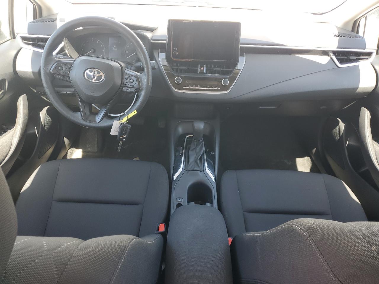 5YFB4MDE2PP061943 2023 Toyota Corolla Le