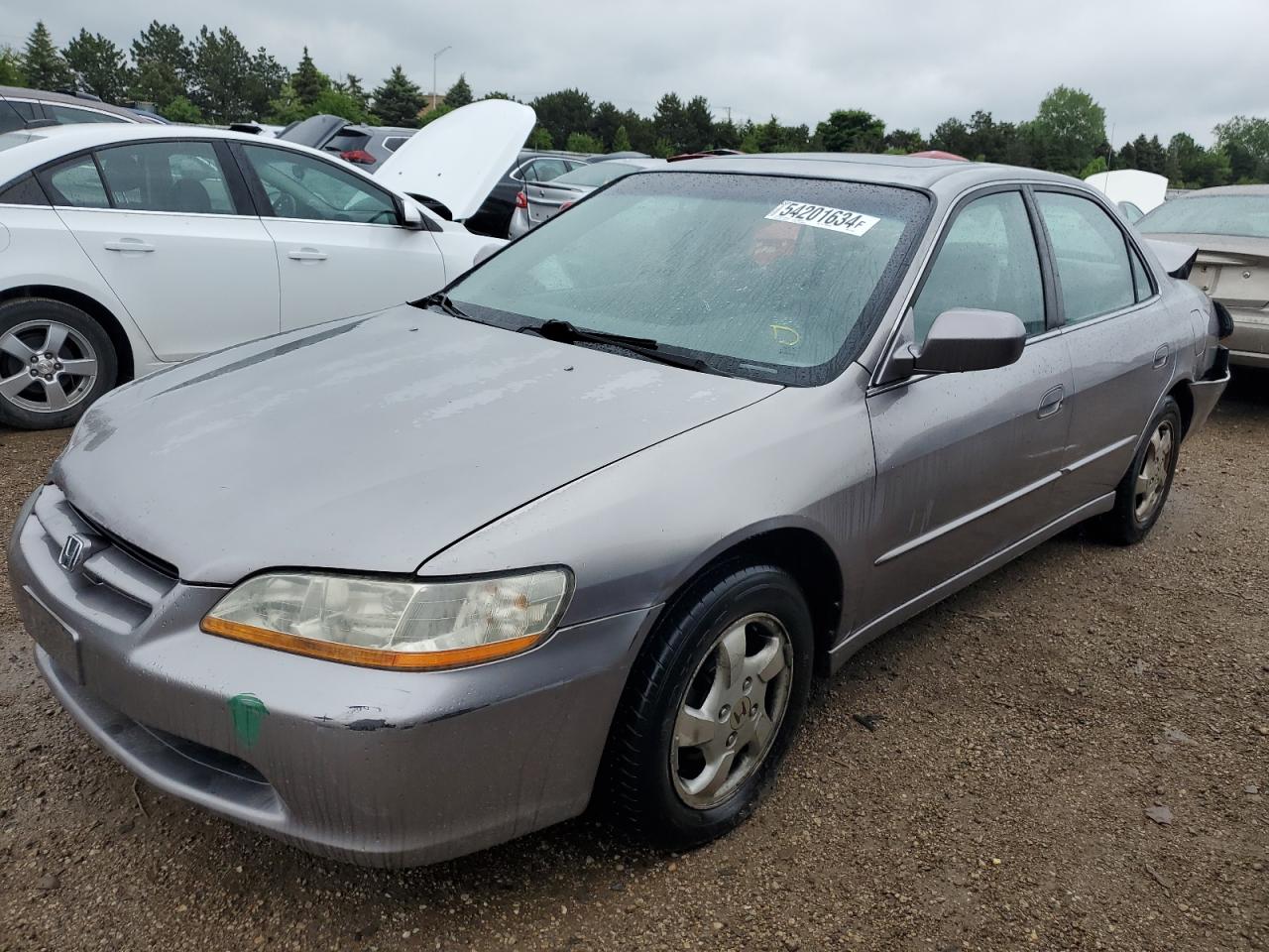 1HGCG5650YA011130 2000 Honda Accord Ex