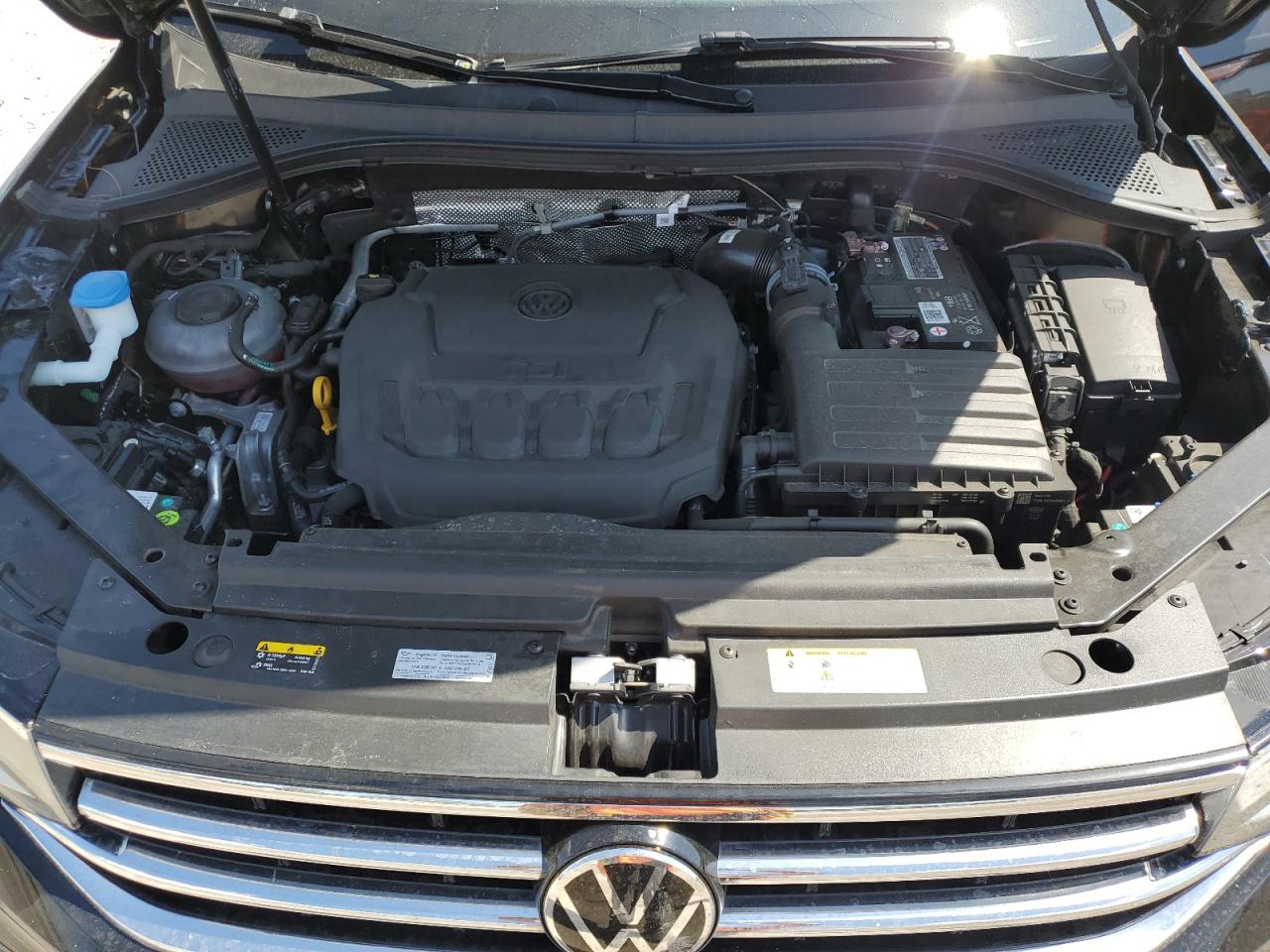 3VVNB7AXXPM041569 2023 Volkswagen Tiguan Se