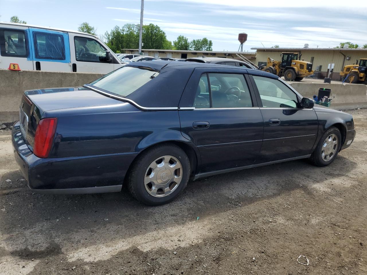 1G6KD54Y82U140841 2002 Cadillac Deville