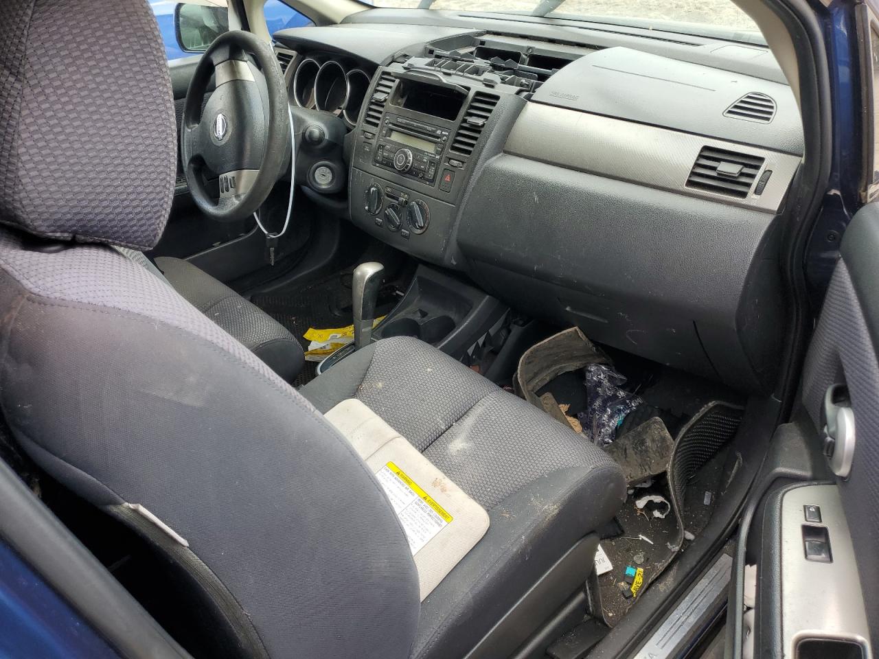 3N1BC11E18L366177 2008 Nissan Versa S