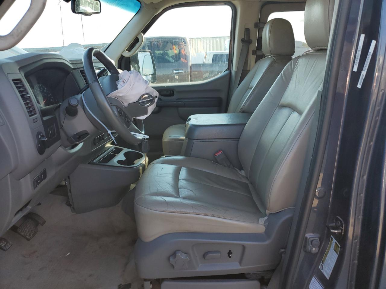 5BZAF0AA4EN161438 2014 Nissan Nv 3500 S