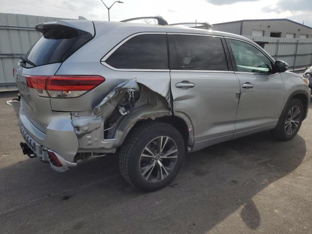 2018 Toyota Highlander Le VIN: 5TDBZRFH4JS900754 Lot: 53670724