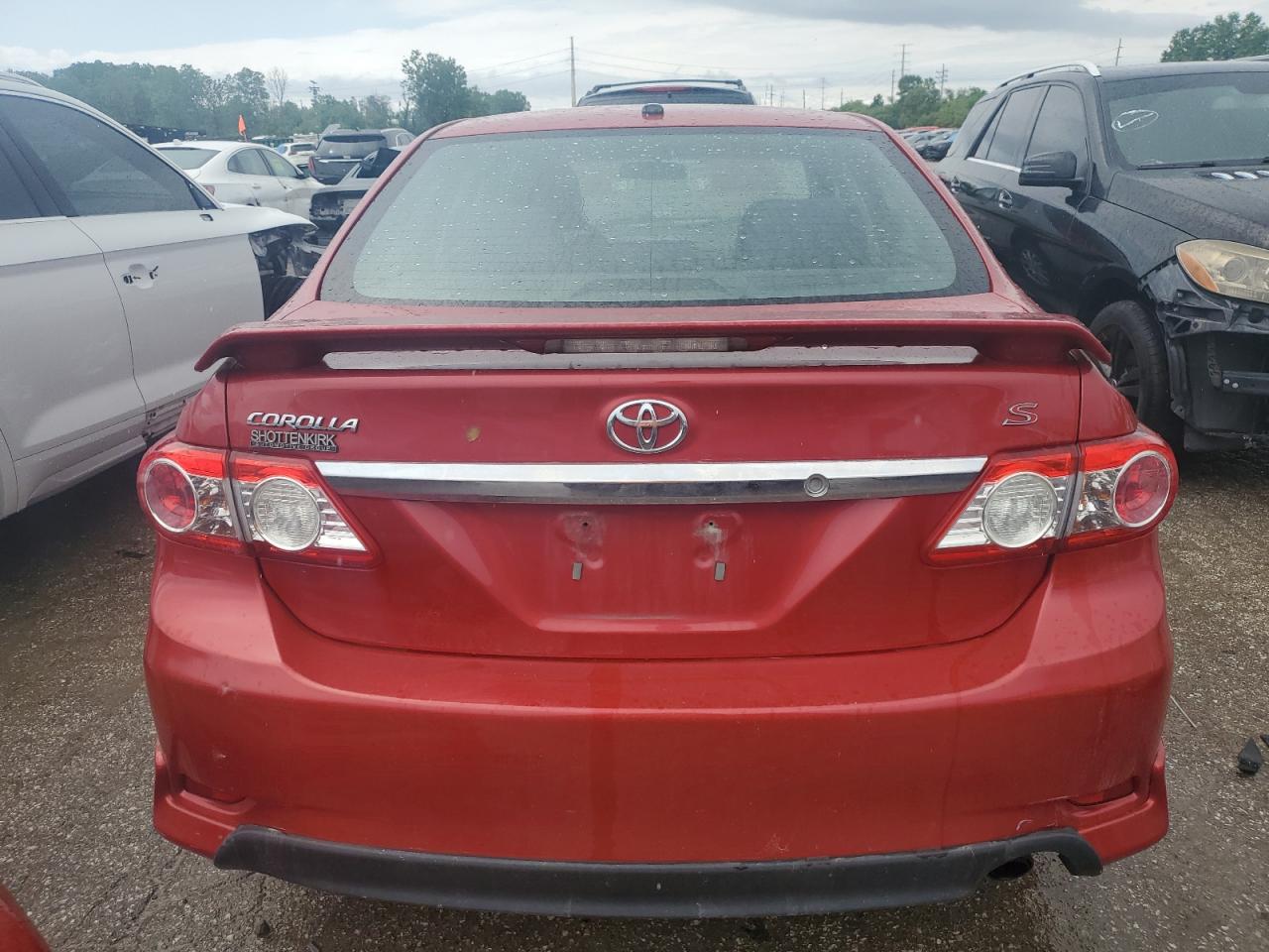 2T1BU4EE0BC733697 2011 Toyota Corolla Base