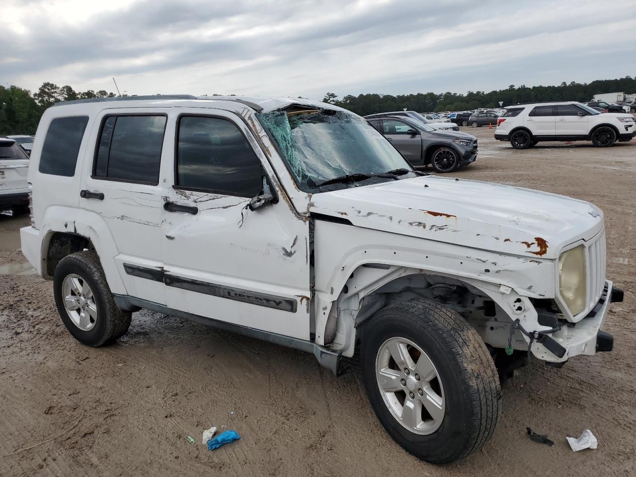 1J4PP2GK7BW536371 2011 Jeep Liberty Sport