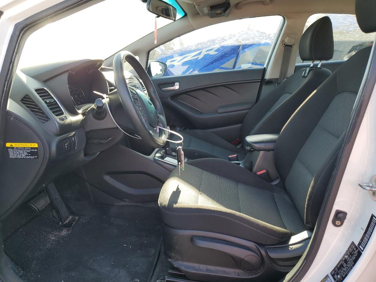 3KPFK4A76JE218976 2018 Kia Forte Lx