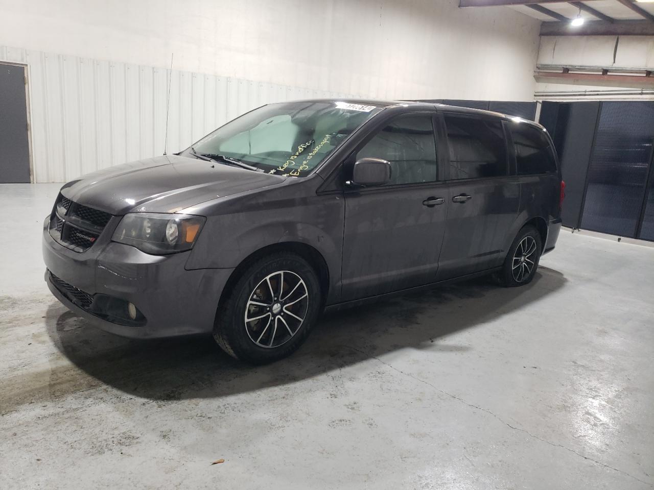 2C4RDGBG5JR200572 2018 Dodge Grand Caravan Se