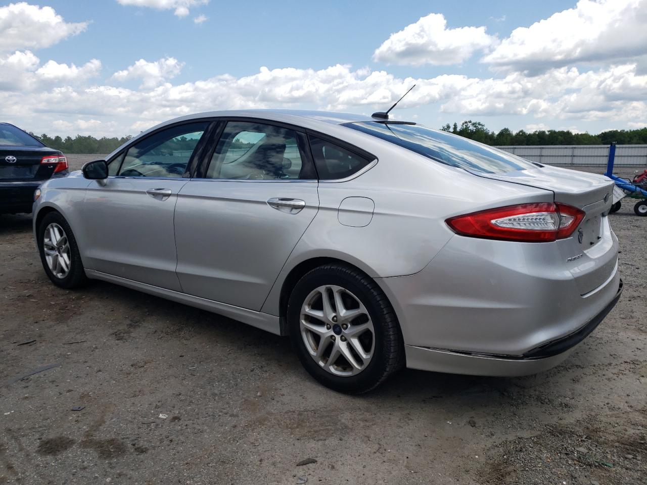 1FA6P0H71E5357601 2014 Ford Fusion Se