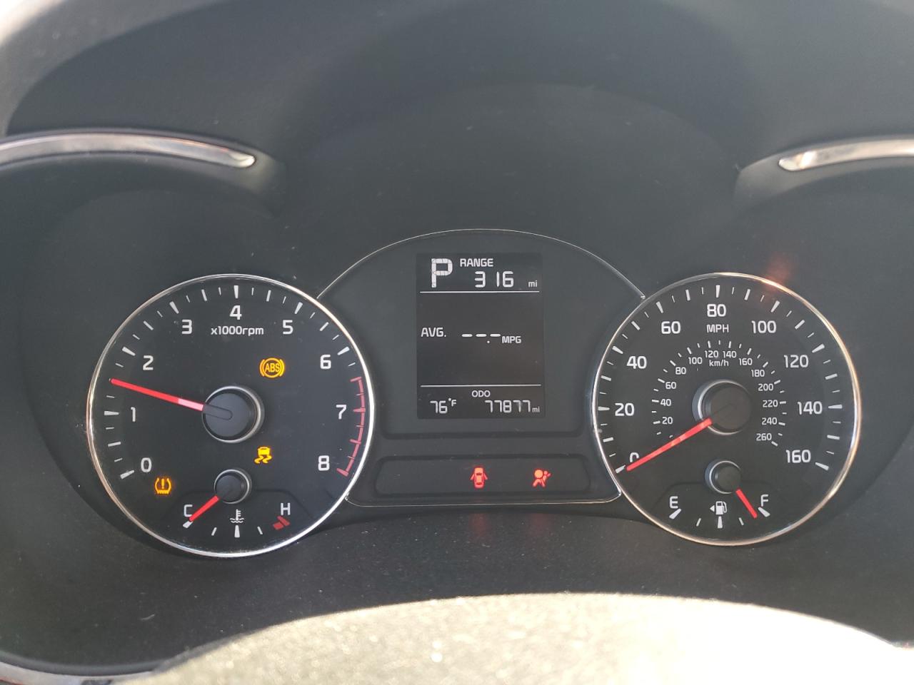 3KPFK4A79JE213836 2018 Kia Forte Lx