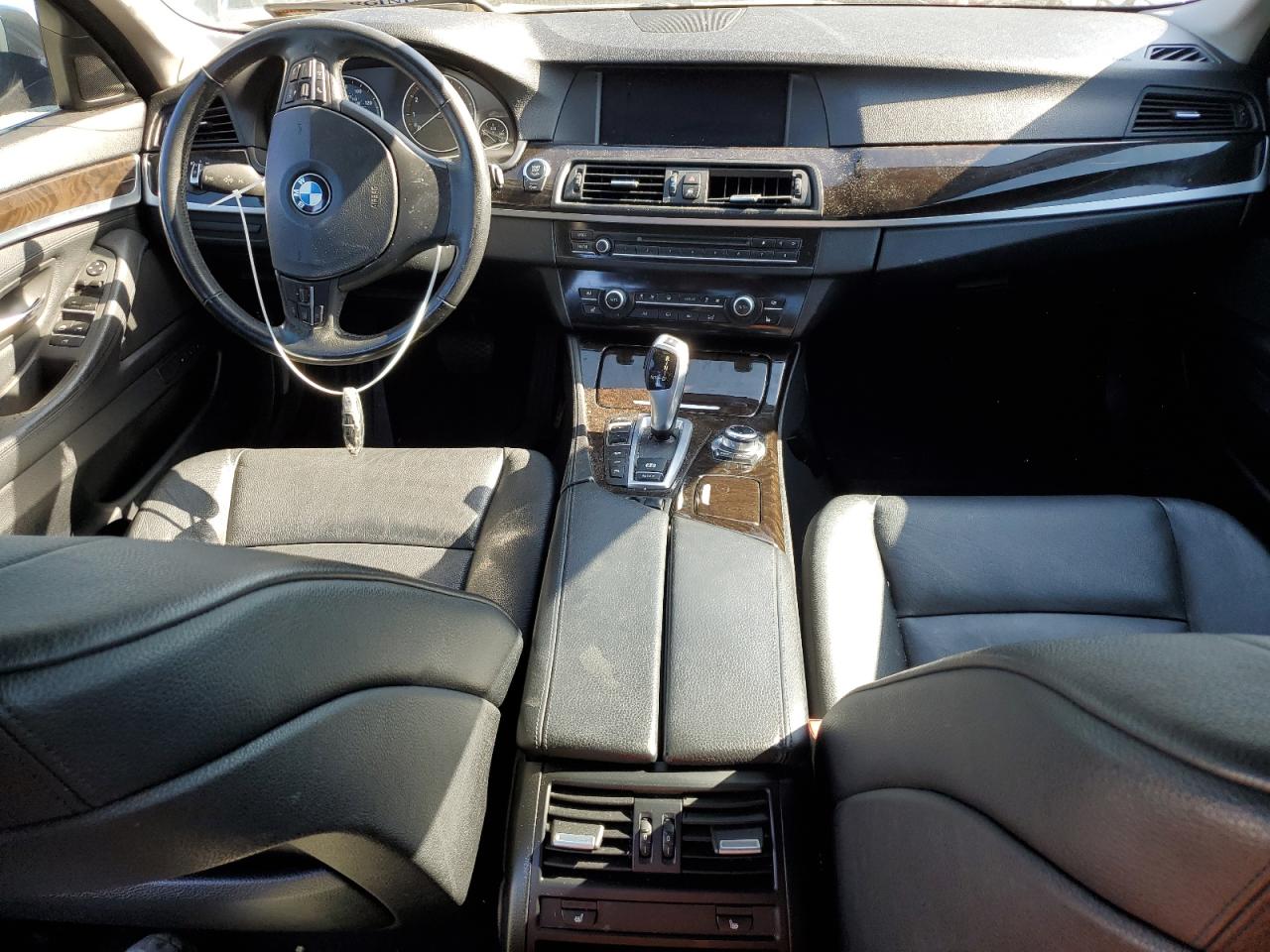 2013 BMW 528 Xi vin: WBAXH5C5XDD107788