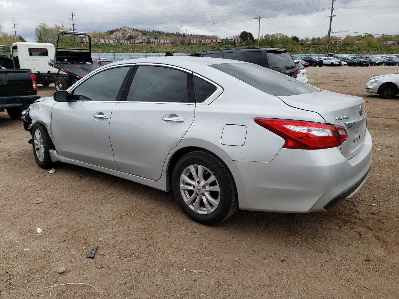 1N4AL3AP9GN330957 2016 Nissan Altima 2.5