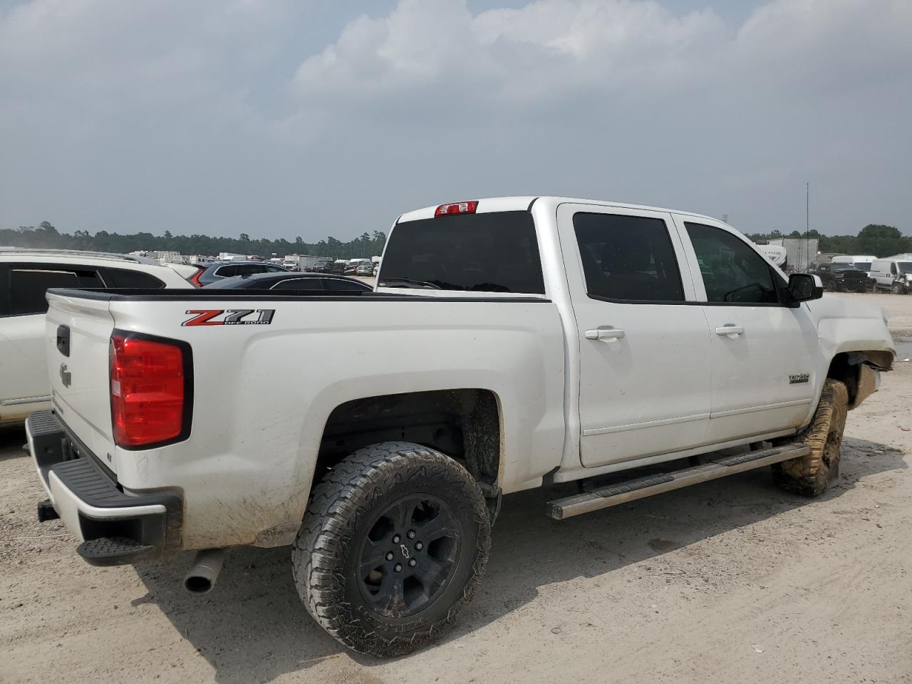 3GCUKREC6JG186904 2018 Chevrolet Silverado K1500 Lt