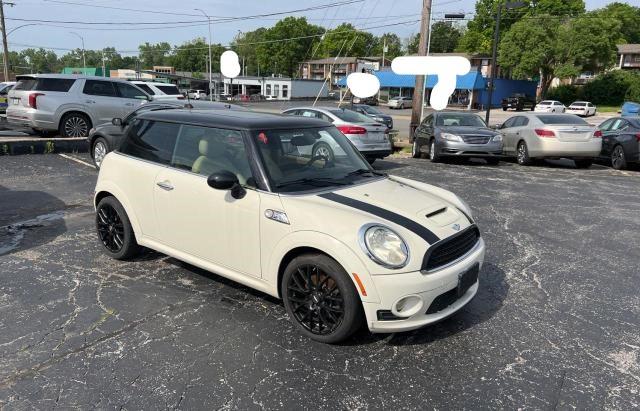 2010 Mini Cooper S VIN: WMWMF7C59ATZ71530 Lot: 57233274