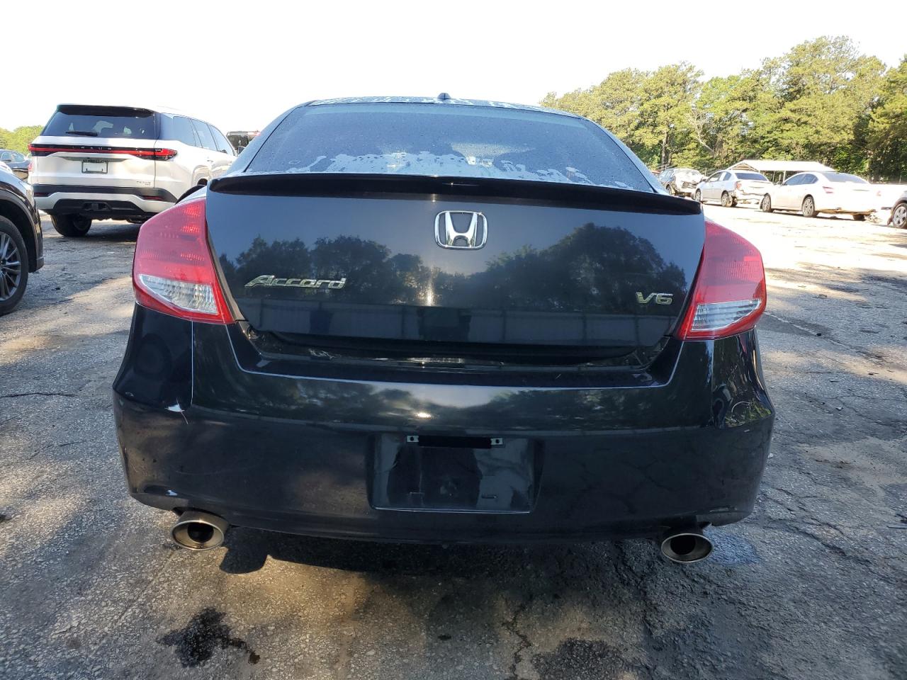 1HGCS2B84BA007053 2011 Honda Accord Exl