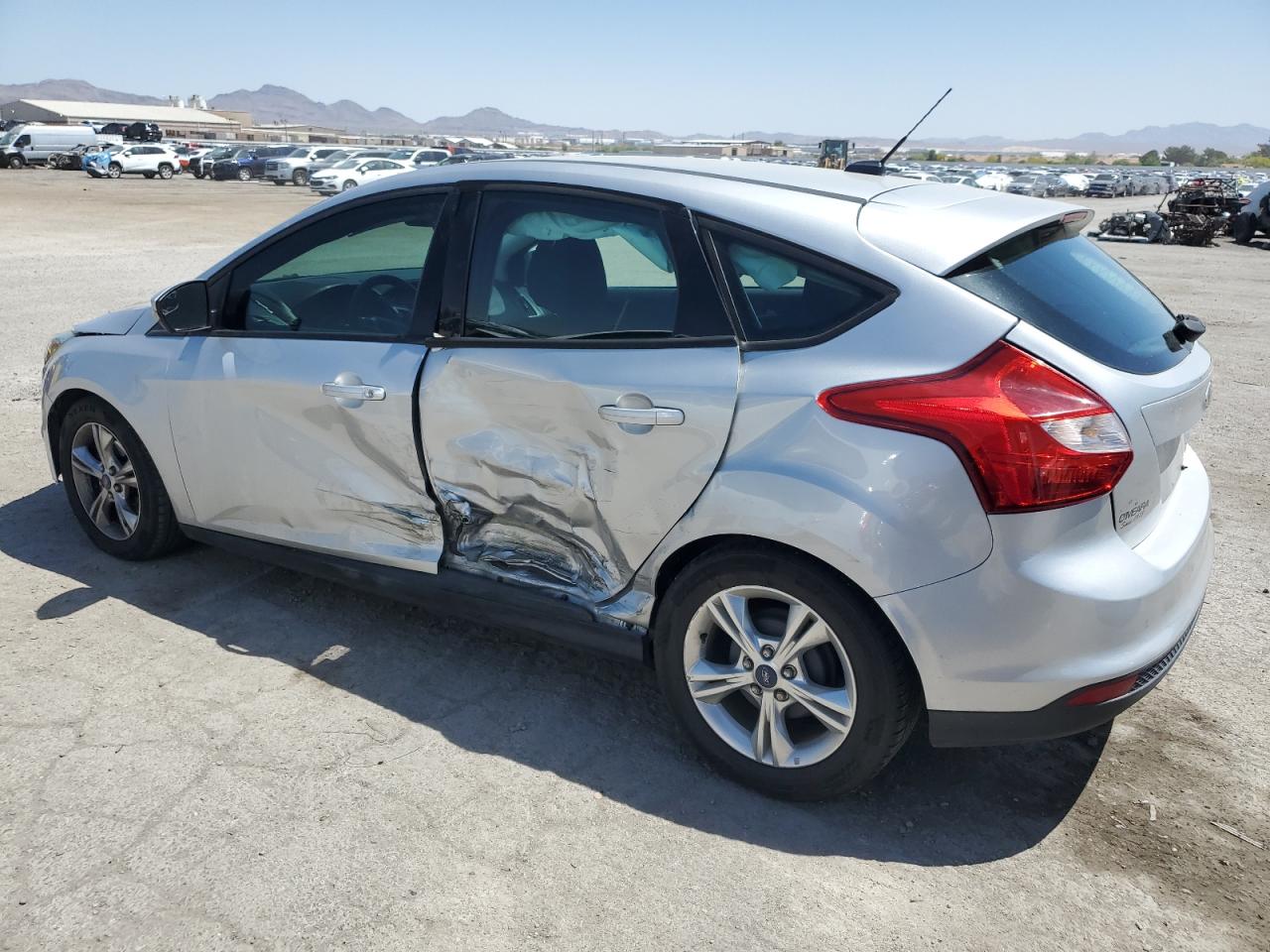 1FADP3K24EL327297 2014 Ford Focus Se