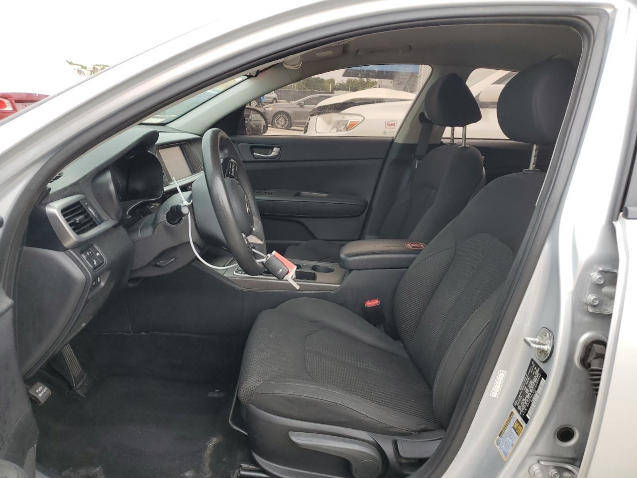 5XXGT4L36LG386462 2020 Kia Optima Lx