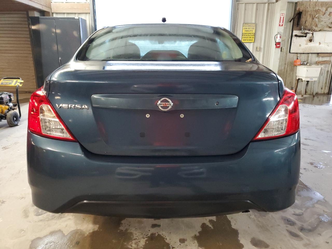 3N1CN7AP2GL818557 2016 Nissan Versa S